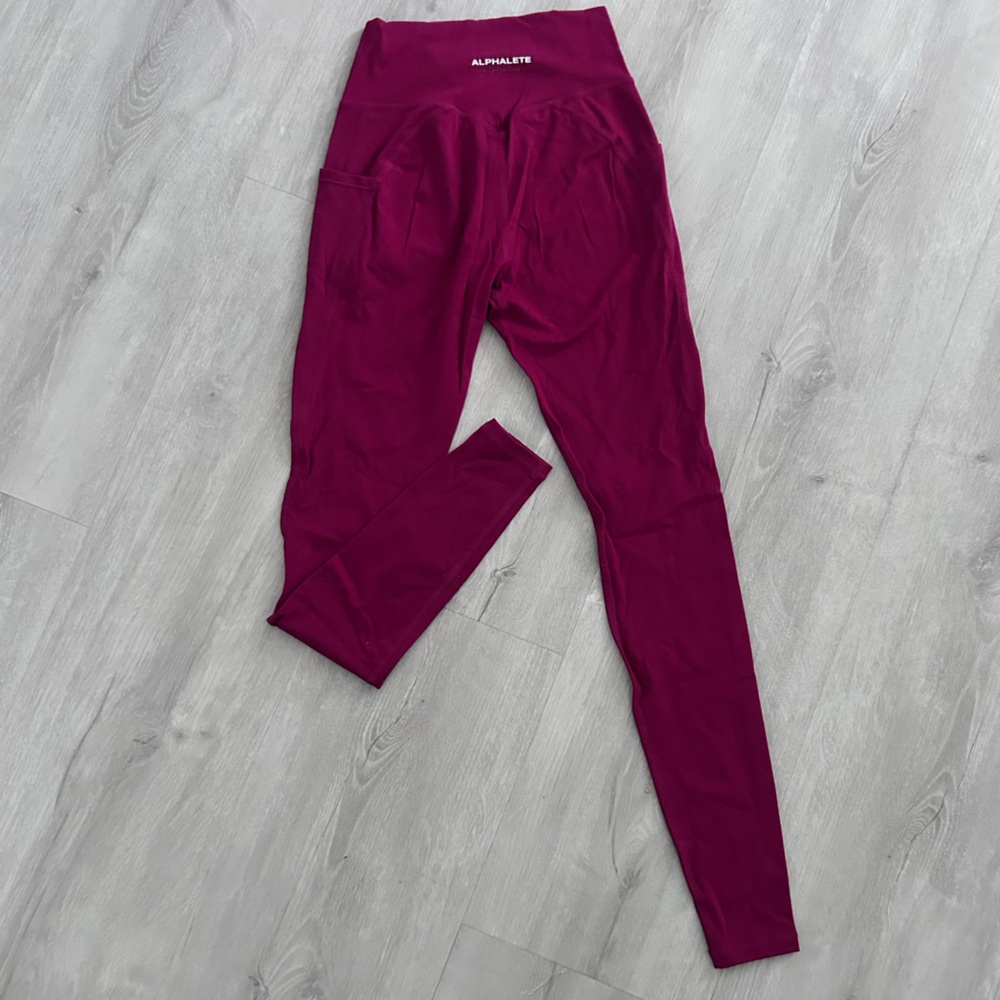 Alphalete Alphalux leggings, size small, wine color.